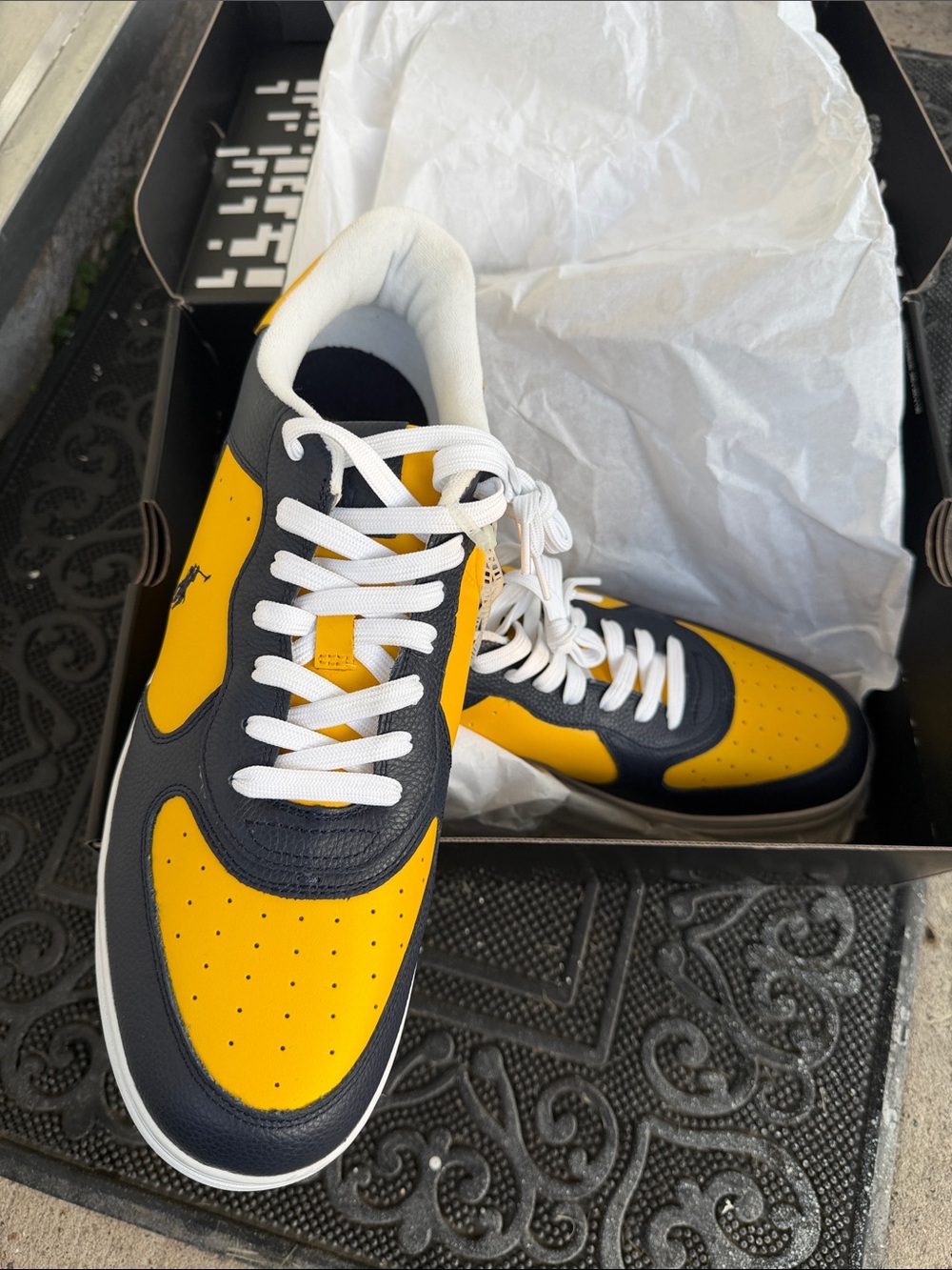 Polo by Ralph Lauren Men's Yellow and Black Low-Top Sneakers